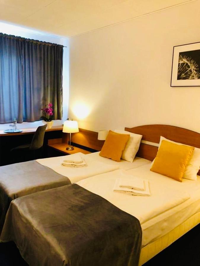 Aqua Hotel Polkowice Eksteriør bilde