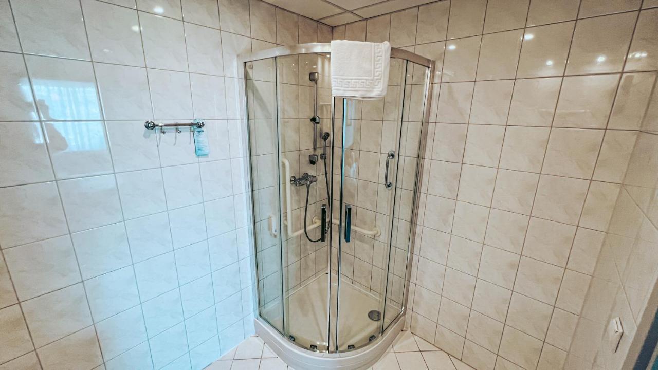 Aqua Hotel Polkowice Eksteriør bilde